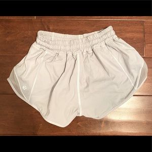 Lululemon  🍋 hotty hot size 4